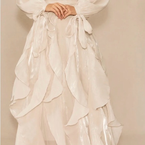 Chic Cream Long Sleeve Women's Dress - Picture 6 of 6